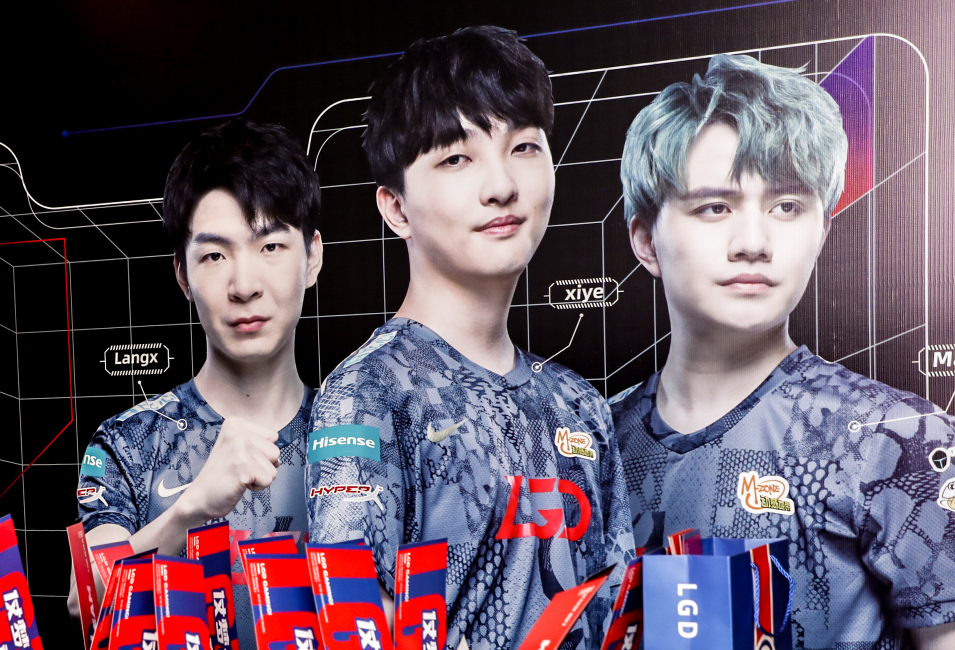 现了双方的 现了双方的